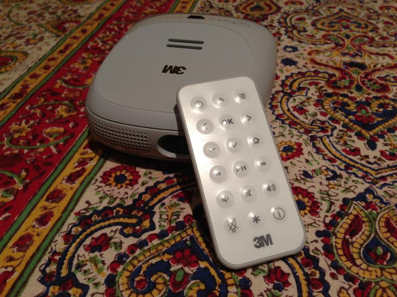 3M Streaming Projector Powered By Roku